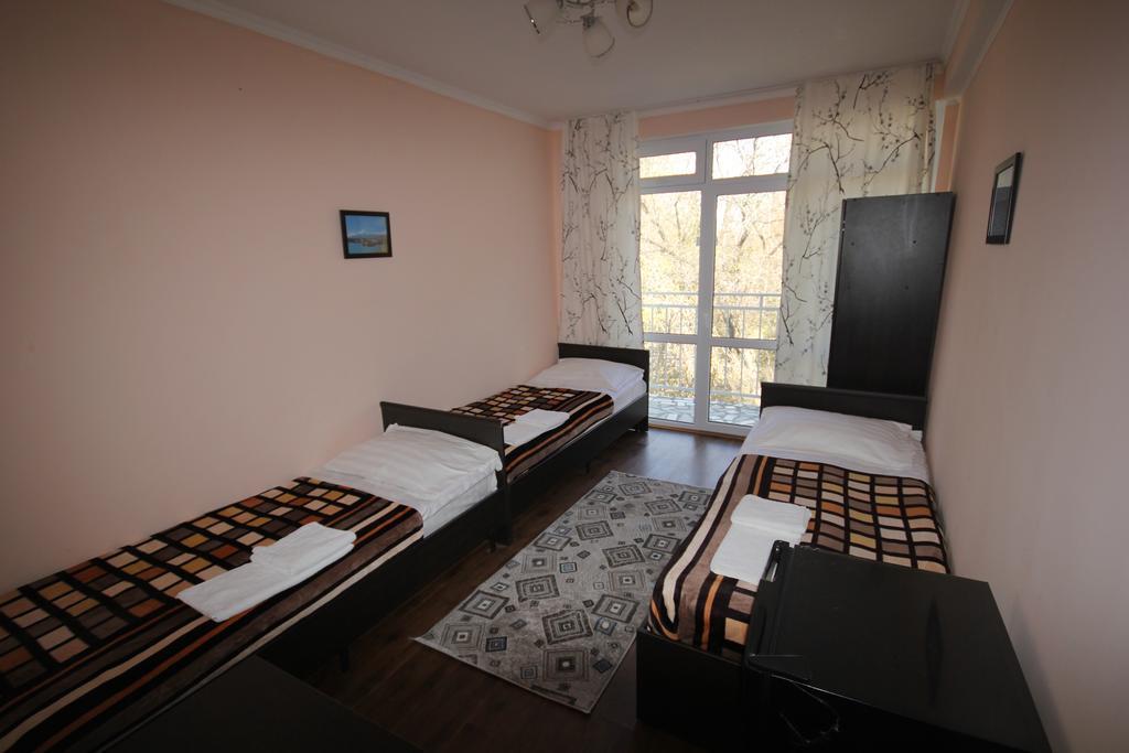 Guest House Parus Bosteri Kültér fotó